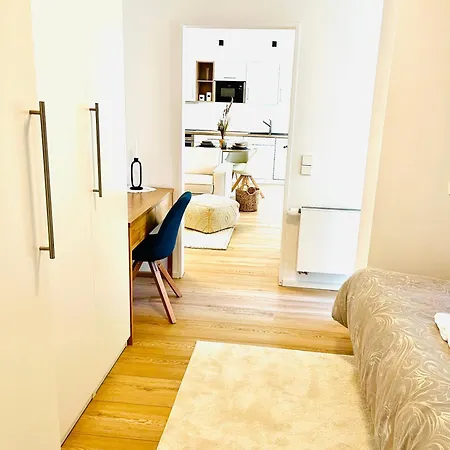 Scandi Apartment With Terrace And Parking
