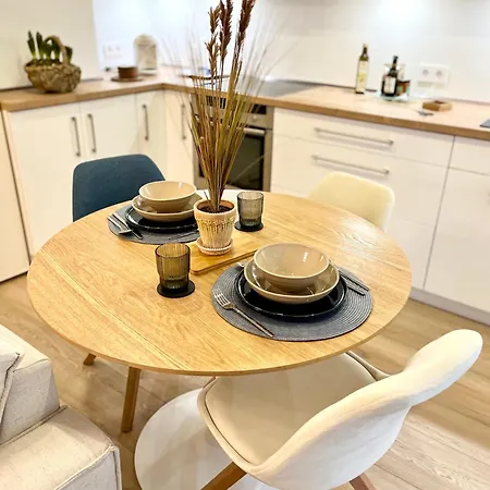 Apartment Scandi Mit Terrasse Und Parkplatz *
