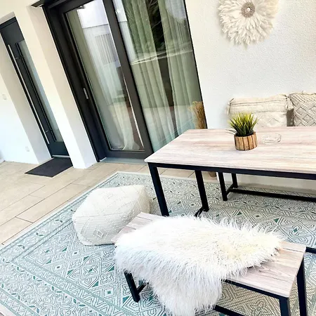 Apartament Scandi Mit Terrasse Und Parkplatz Karlsruhe