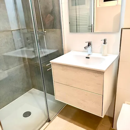 Apartament Scandi Mit Terrasse Und Parkplatz *